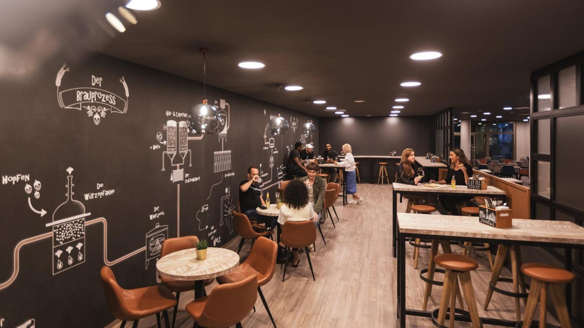 - The Niu Tab Main Station By Ihg Dusseldorf