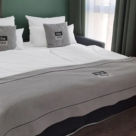 - The Niu Tab Main Station By Ihg Hotel Dusseldorf