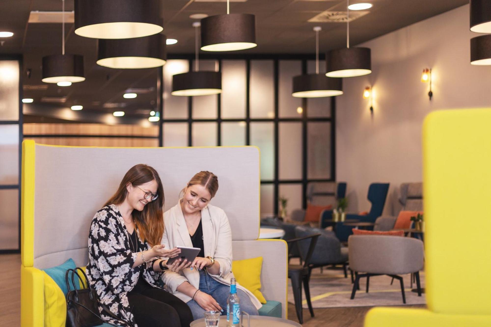 - The Niu Tab Main Station By Ihg 3* Düsseldorf