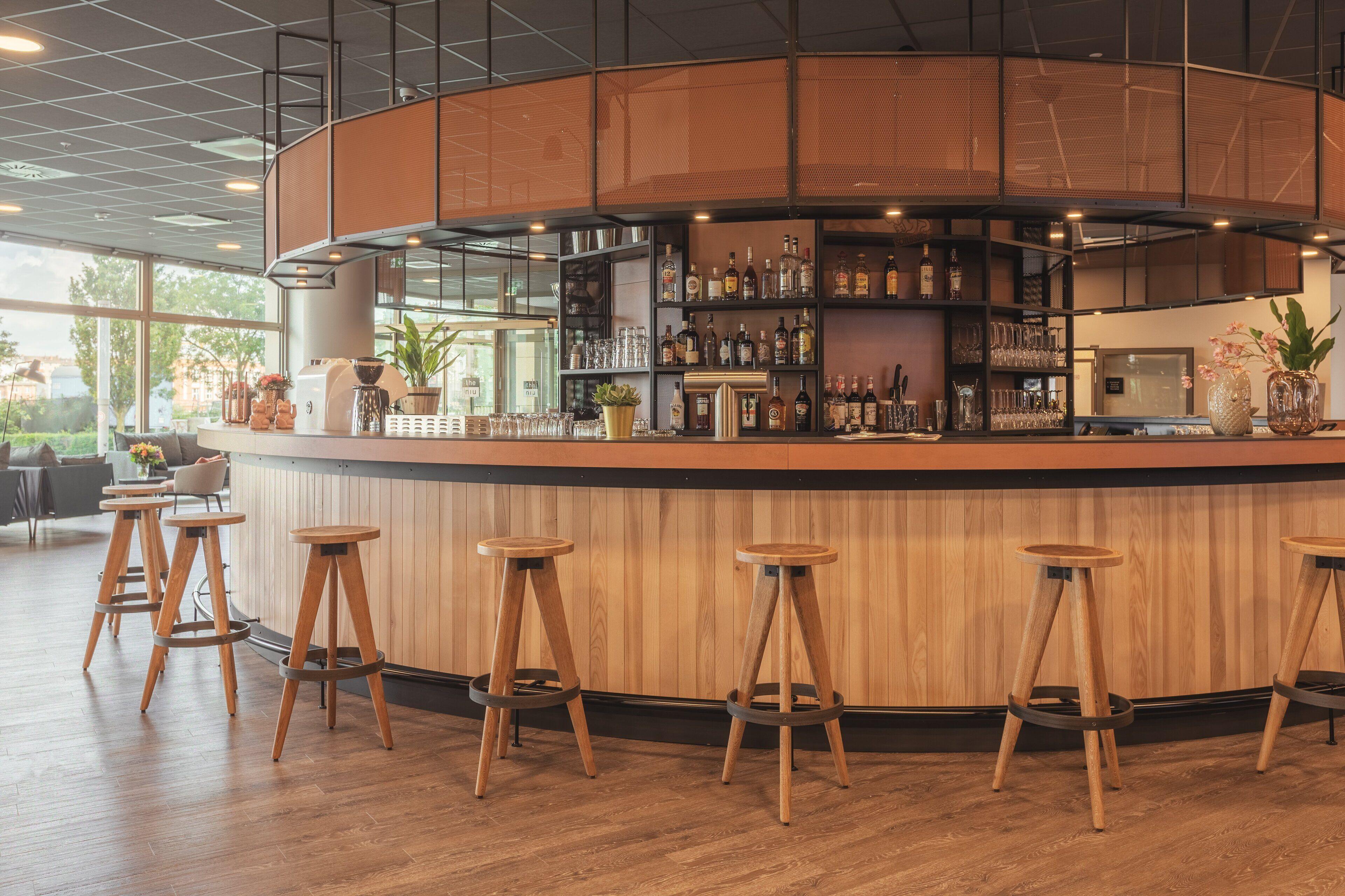 - The Niu Tab Main Station By Ihg Düsseldorf